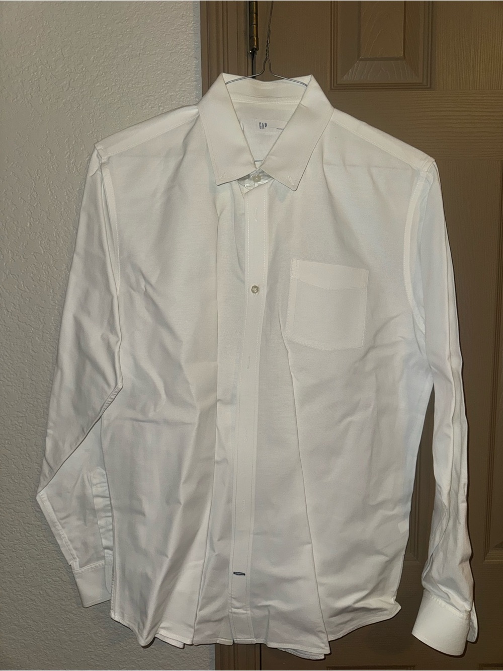 GAP White Men's Long Sleeve Dress Shirt